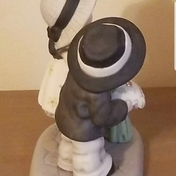 Pretty As A Picture Bearing The Blossoms Of Love Flower Girl Ring Bearer 786098 - Picture 7 of 12